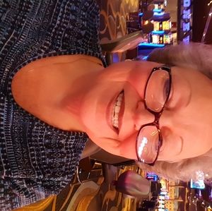 Meet your Posher, Diane